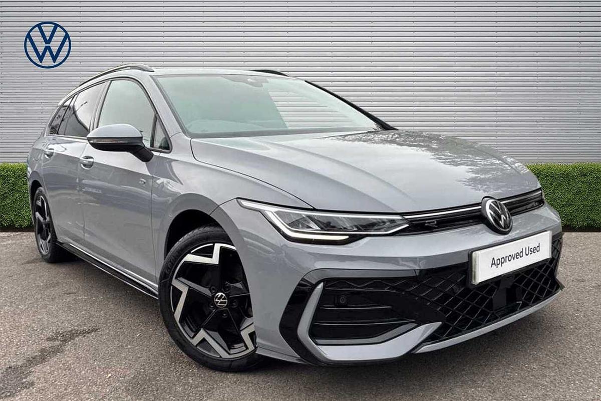 Main listing image - Volkswagen Golf