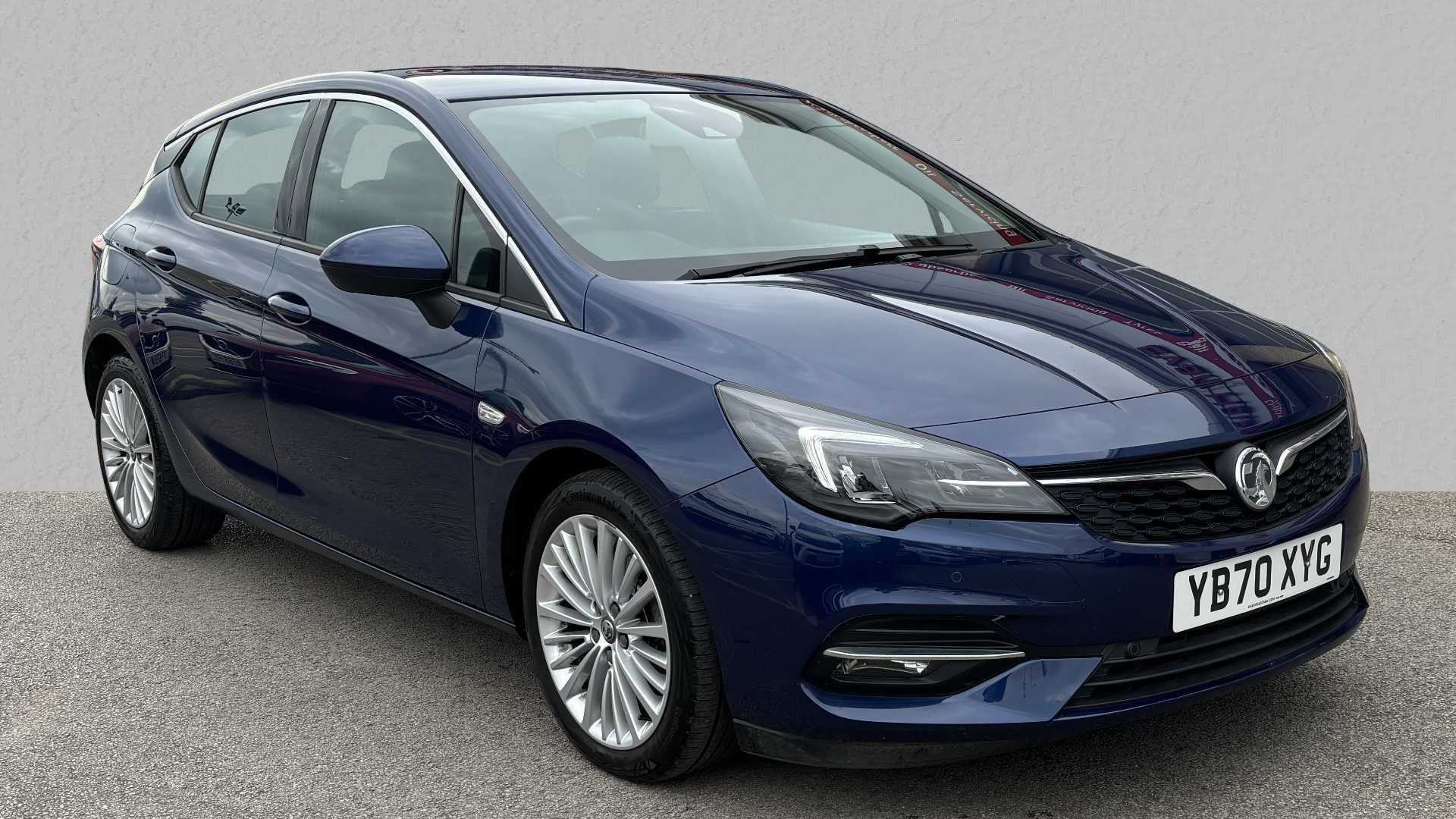 Main listing image - Vauxhall Astra