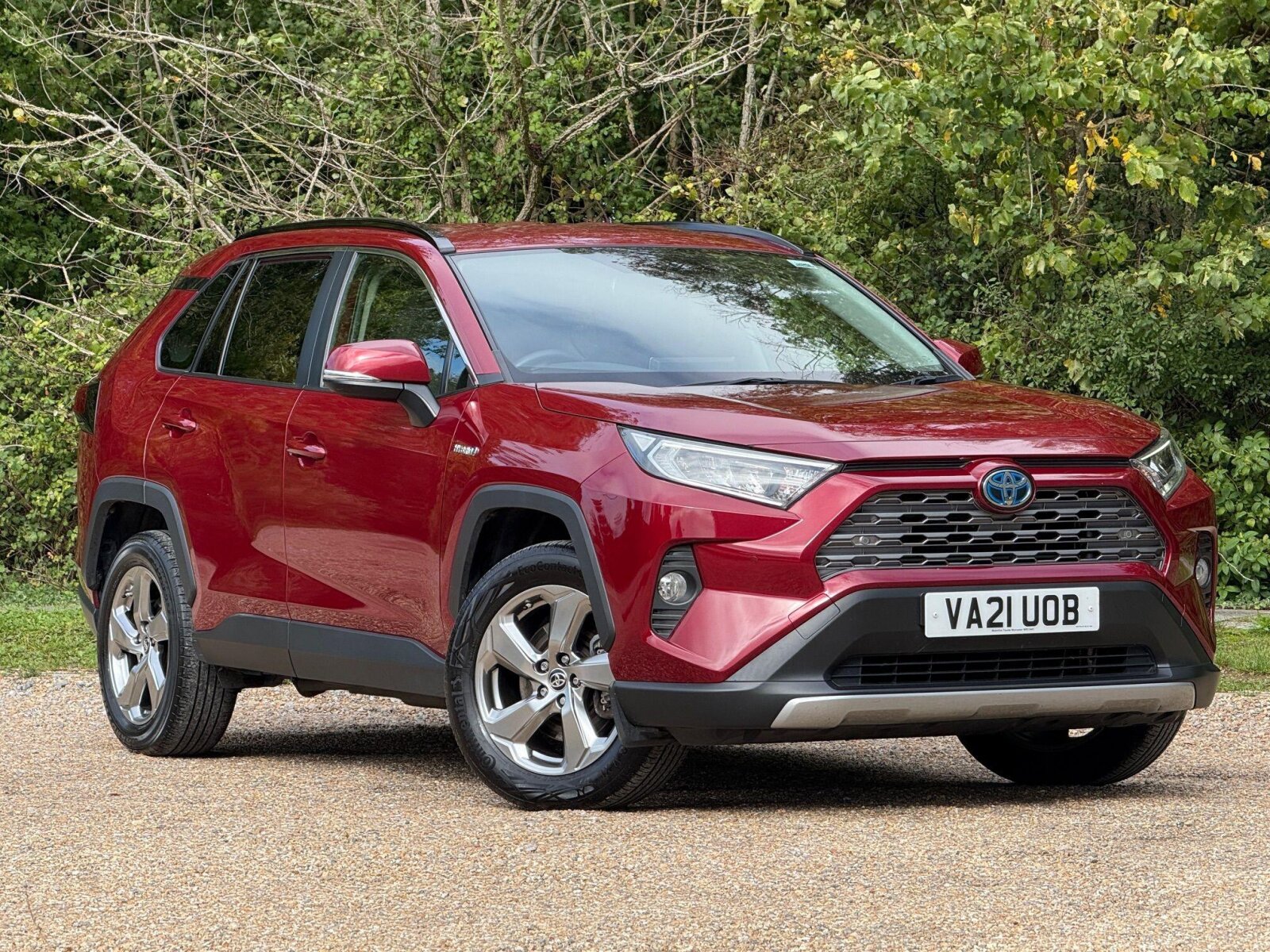 Main listing image - Toyota RAV4
