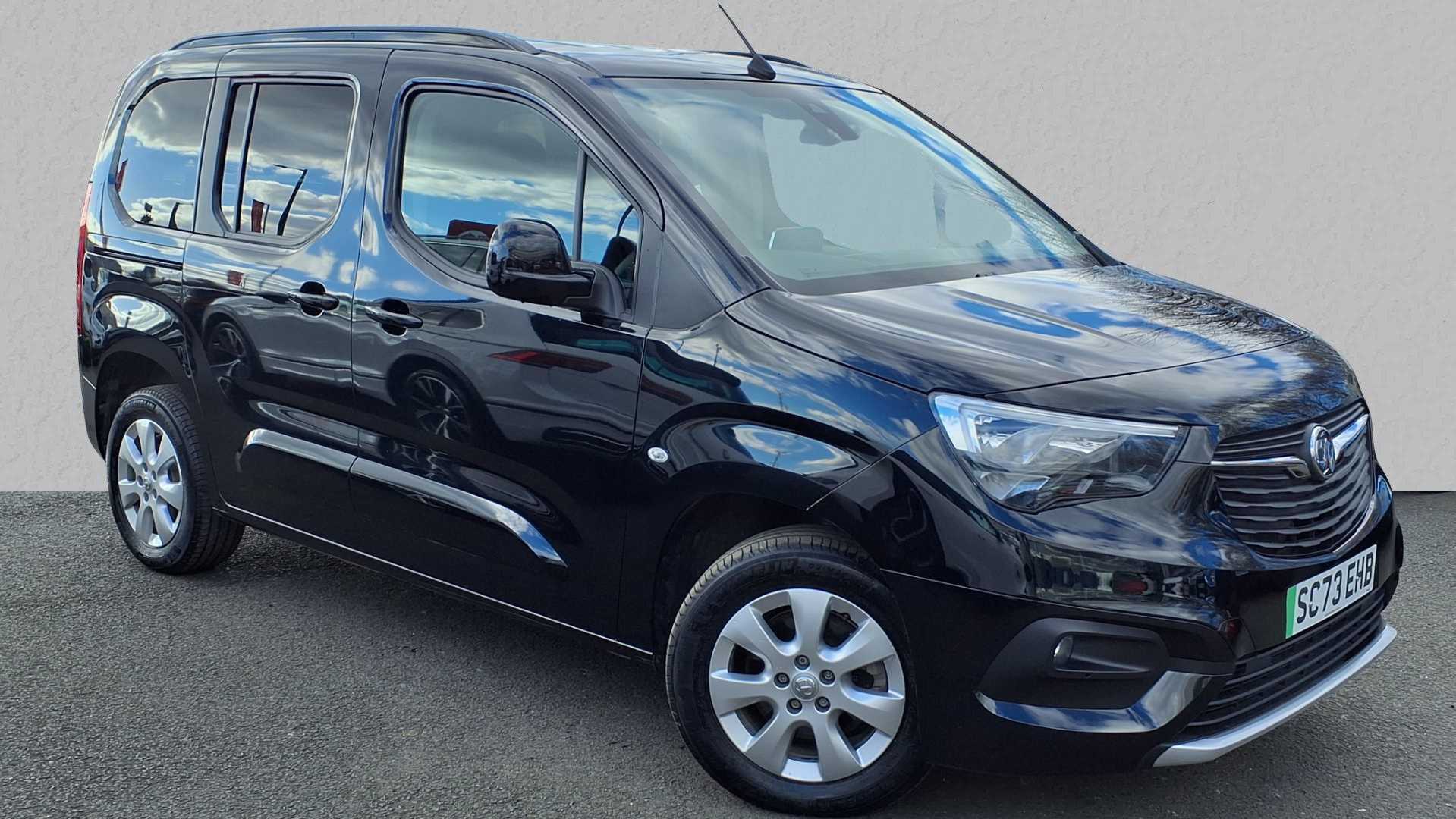 Main listing image - Vauxhall Combo Life-e