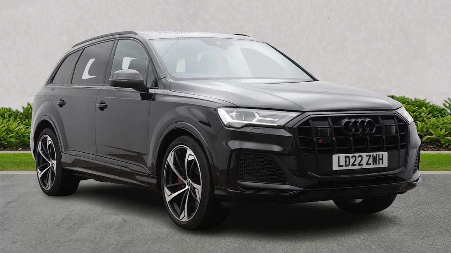 Main listing image - Audi SQ7