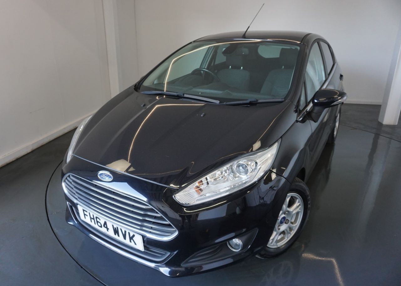 Main listing image - Ford Fiesta