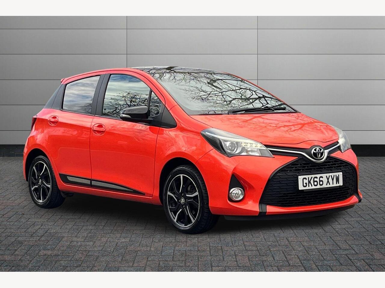 Main listing image - Toyota Yaris
