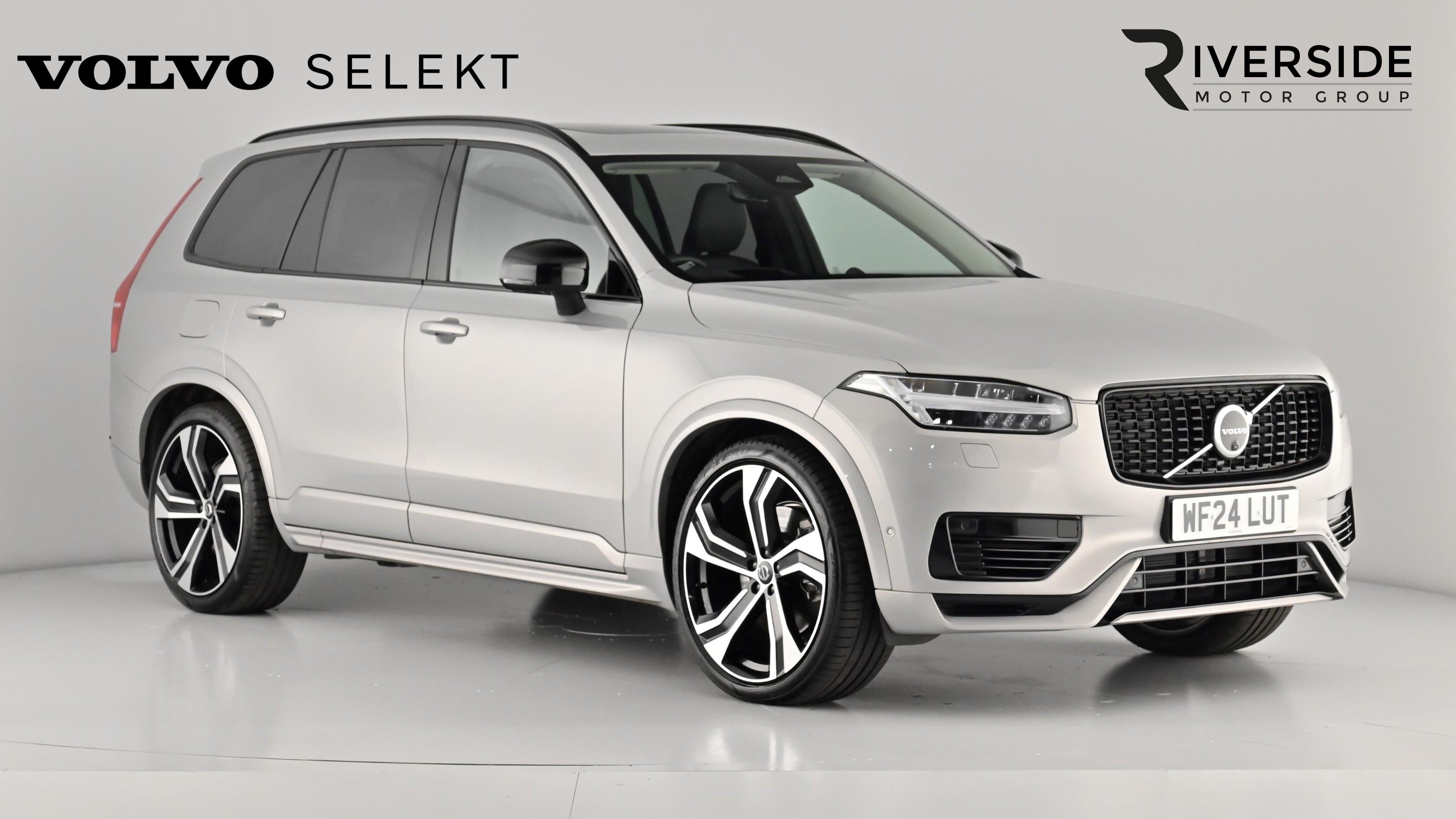 Main listing image - Volvo XC90