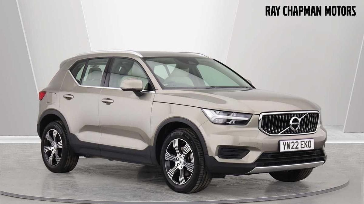Main listing image - Volvo XC40