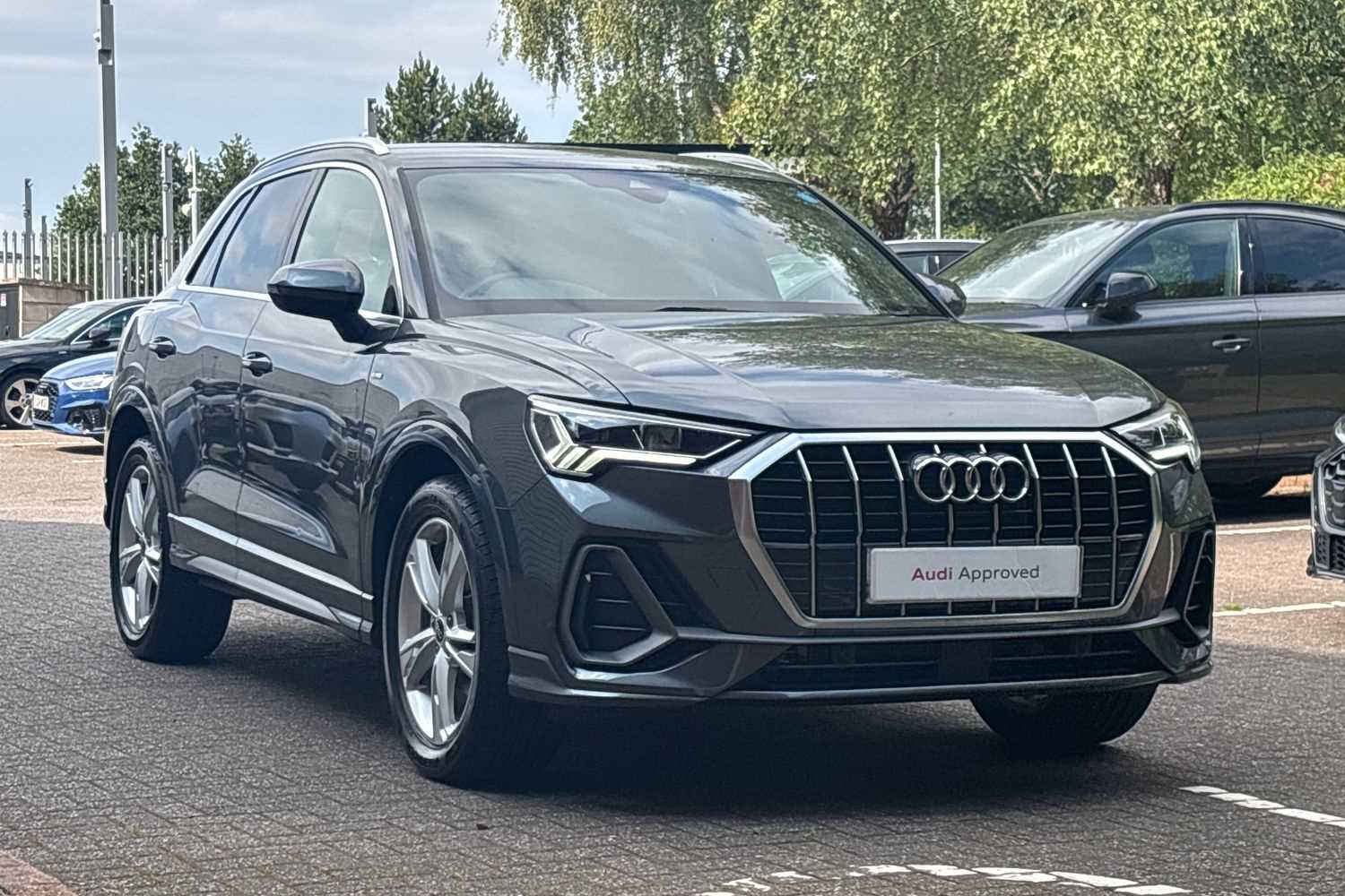 Main listing image - Audi Q3
