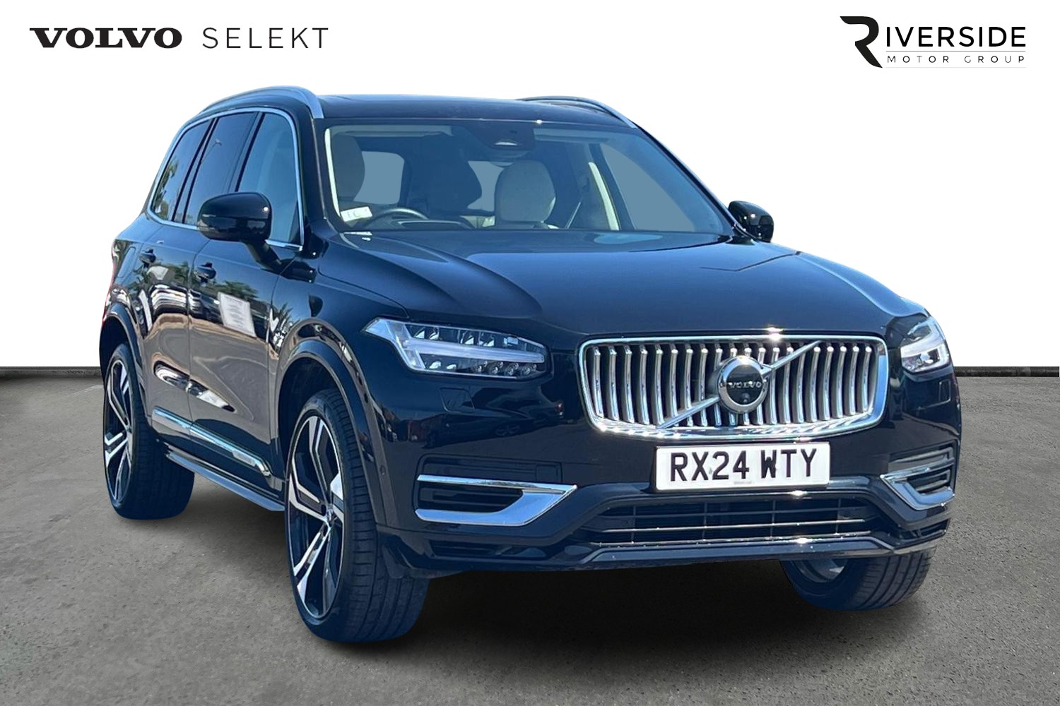 Main listing image - Volvo XC90
