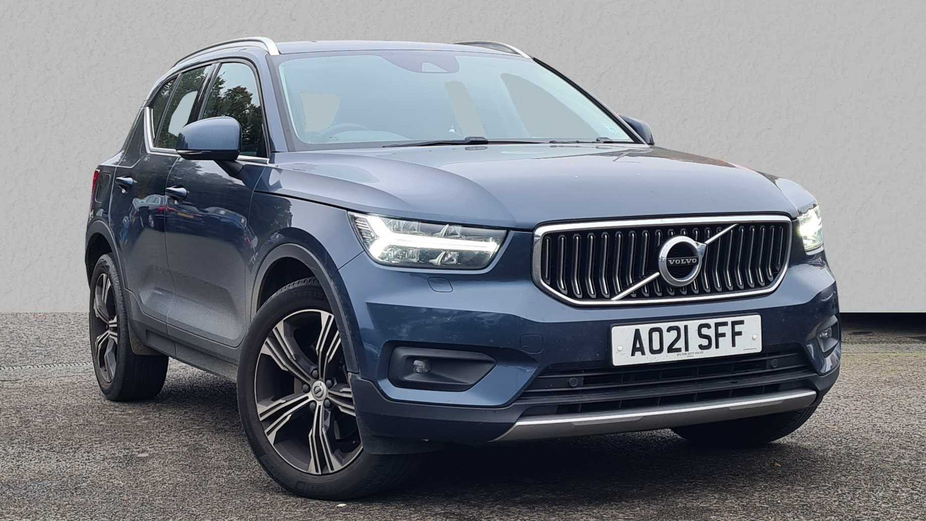 Main listing image - Volvo XC40