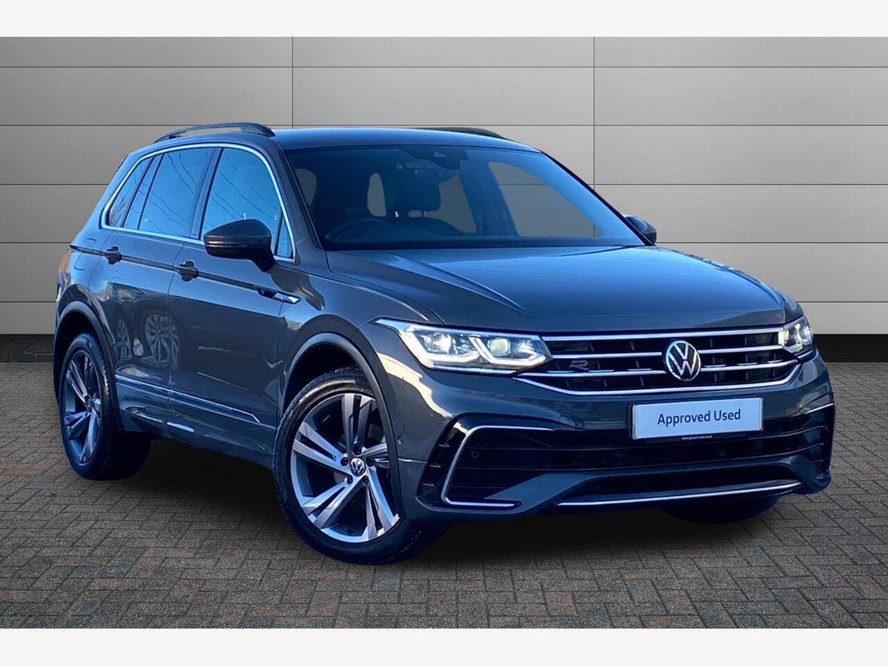 Main listing image - Volkswagen Tiguan