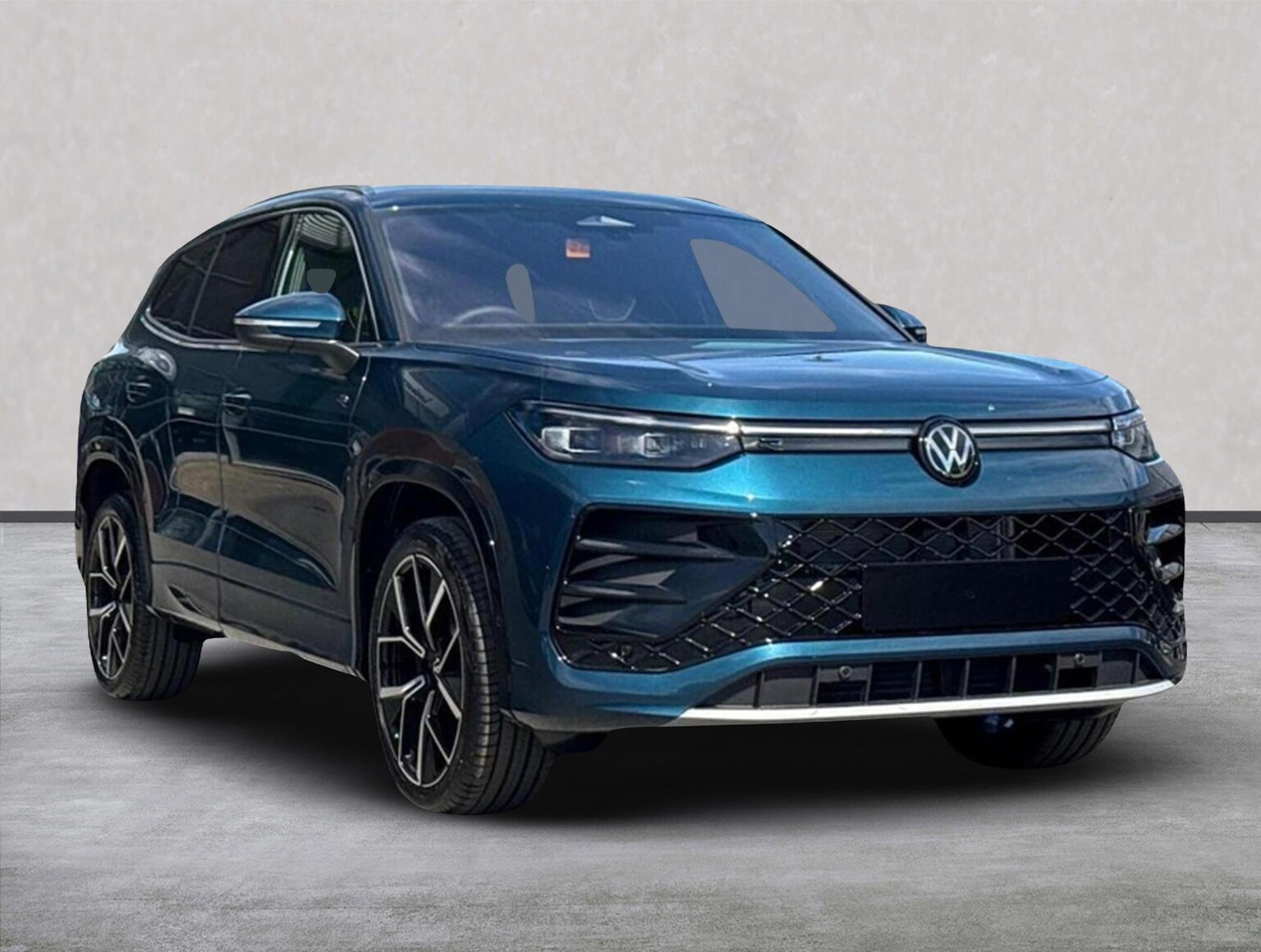 Main listing image - Volkswagen Tayron