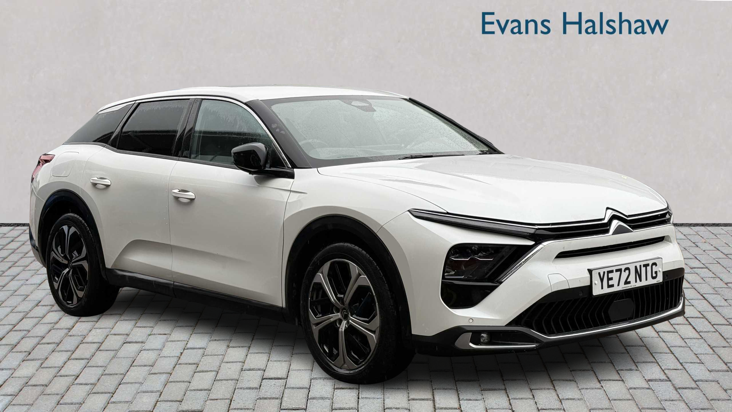 Main listing image - Citroen C5 X