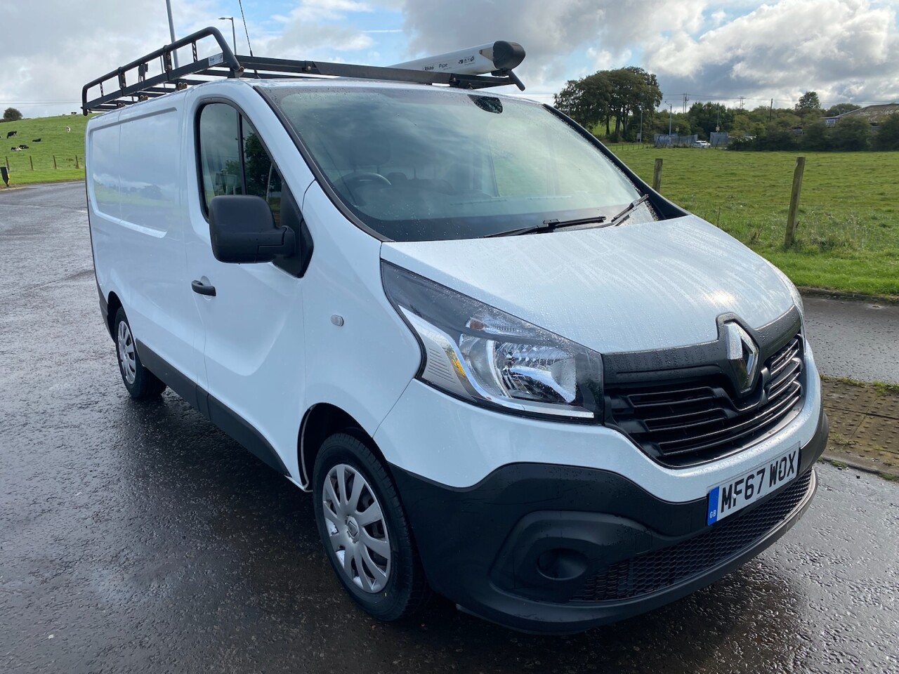 Main listing image - Renault Trafic