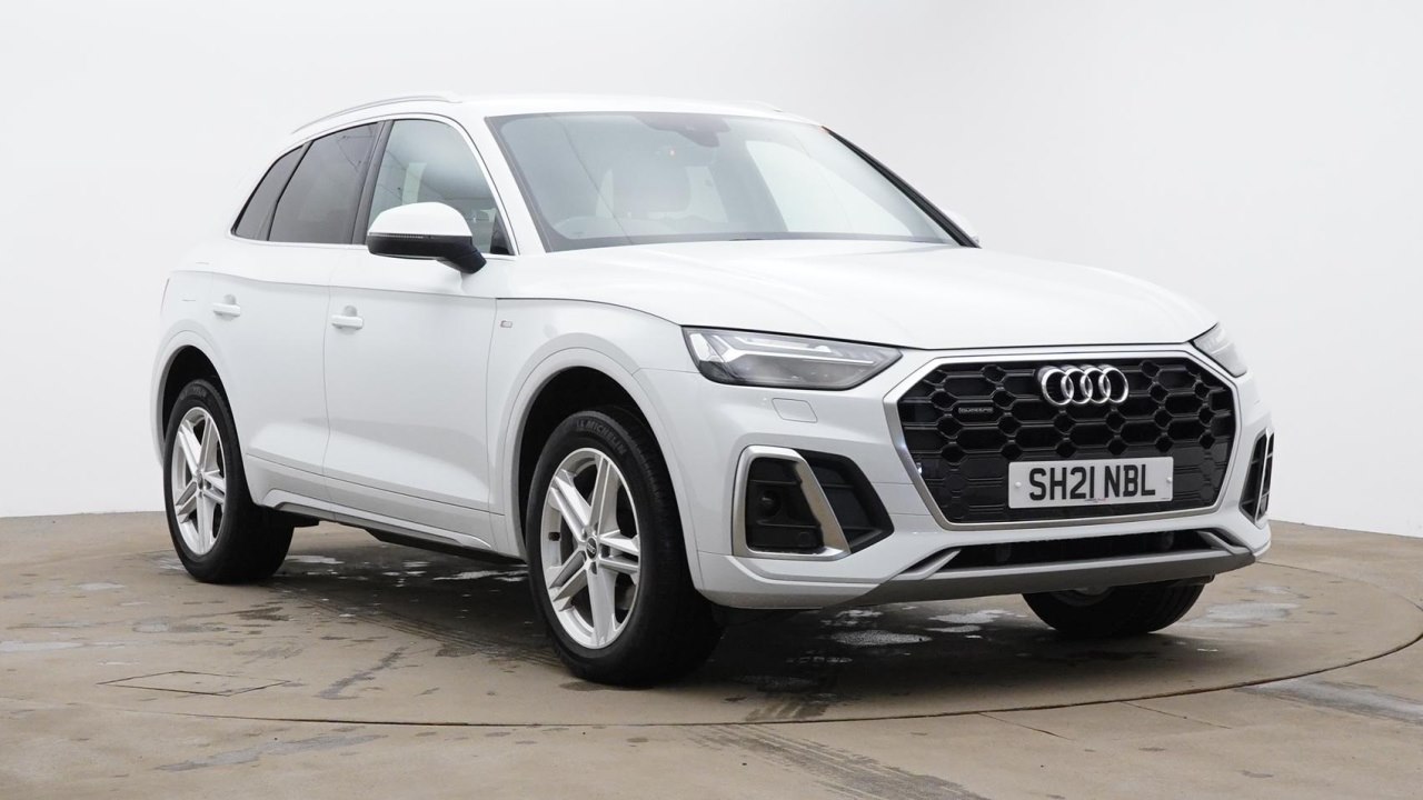 Main listing image - Audi Q5