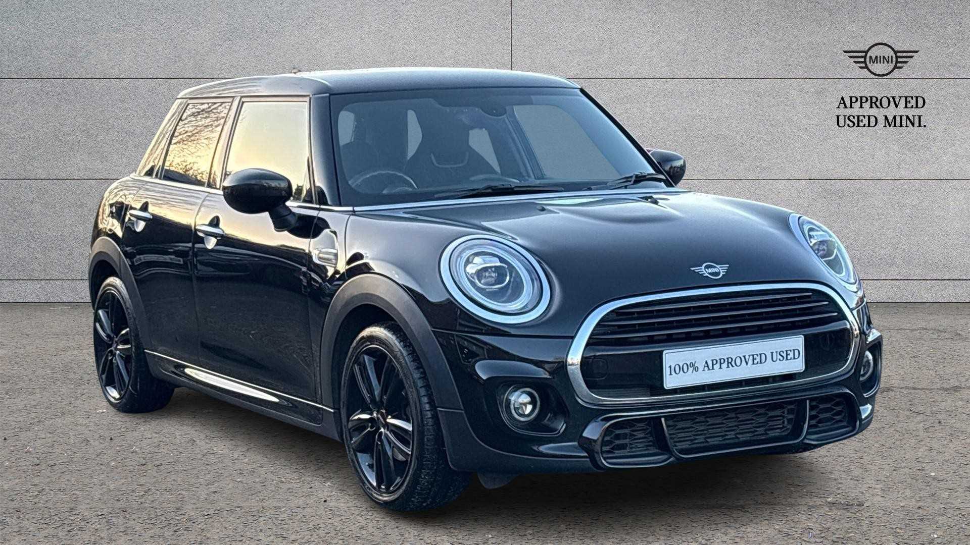 Main listing image - MINI Hatchback 5dr