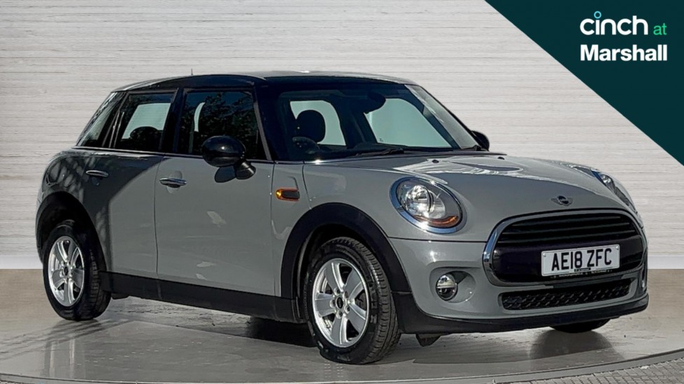 Main listing image - MINI Hatchback 5dr