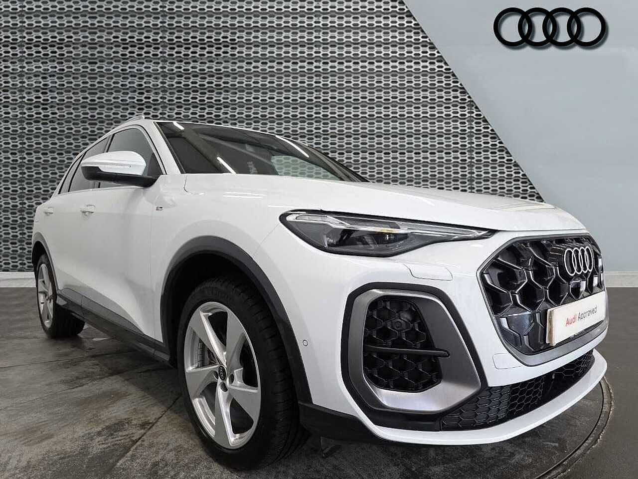 Main listing image - Audi Q5