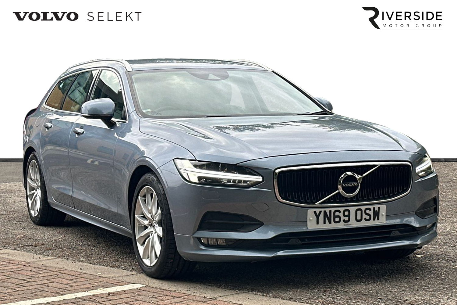 Main listing image - Volvo V90