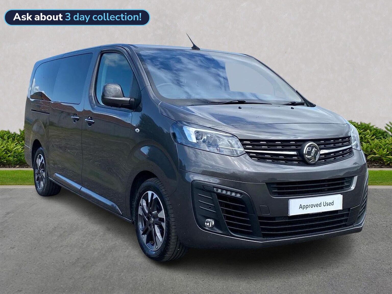 Main listing image - Vauxhall Vivaro Life