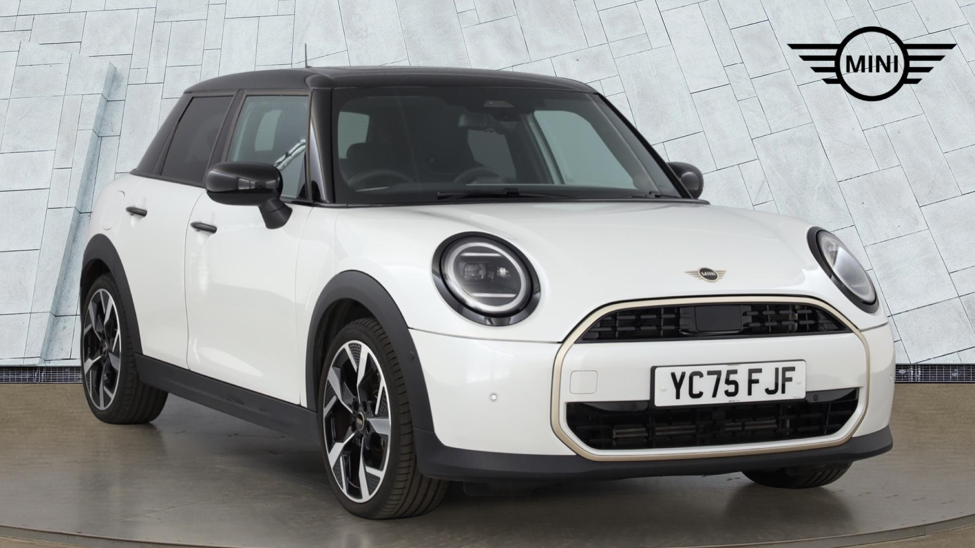 Main listing image - MINI Cooper