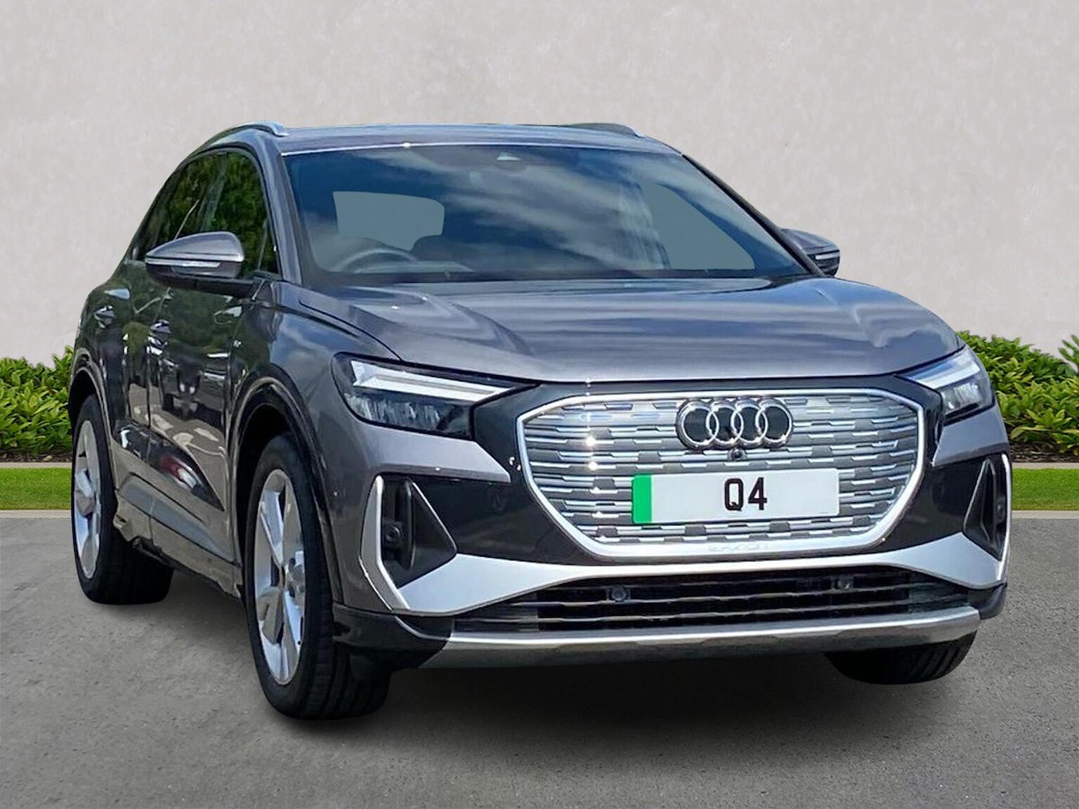 Main listing image - Audi Q4