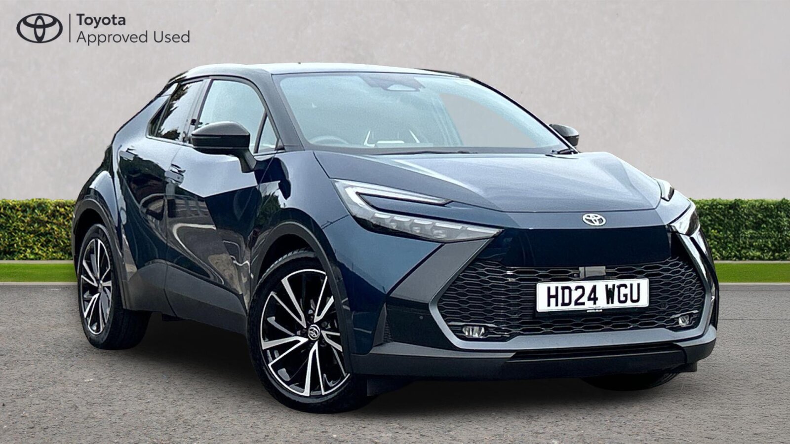 Main listing image - Toyota C-HR
