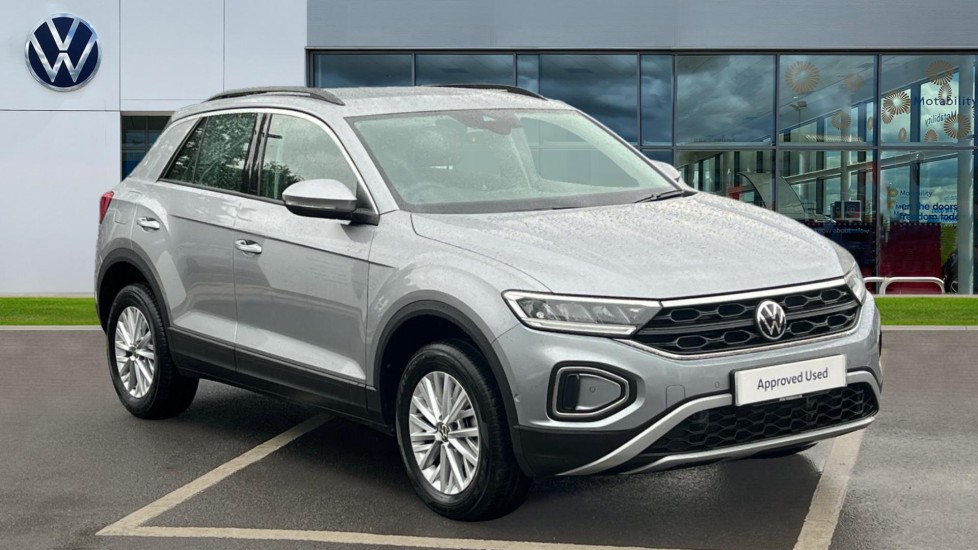 Main listing image - Volkswagen T-Roc