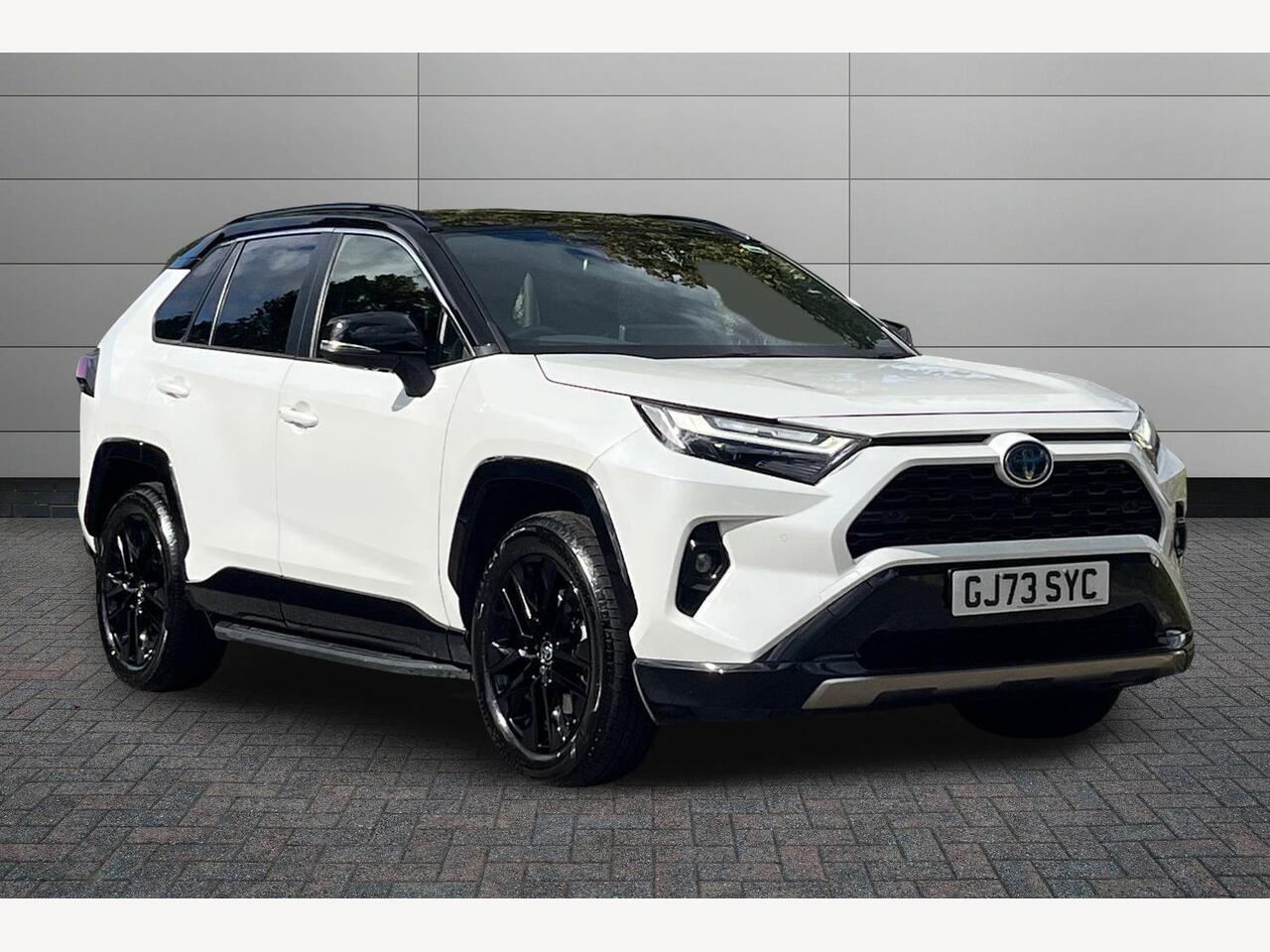 Main listing image - Toyota RAV4