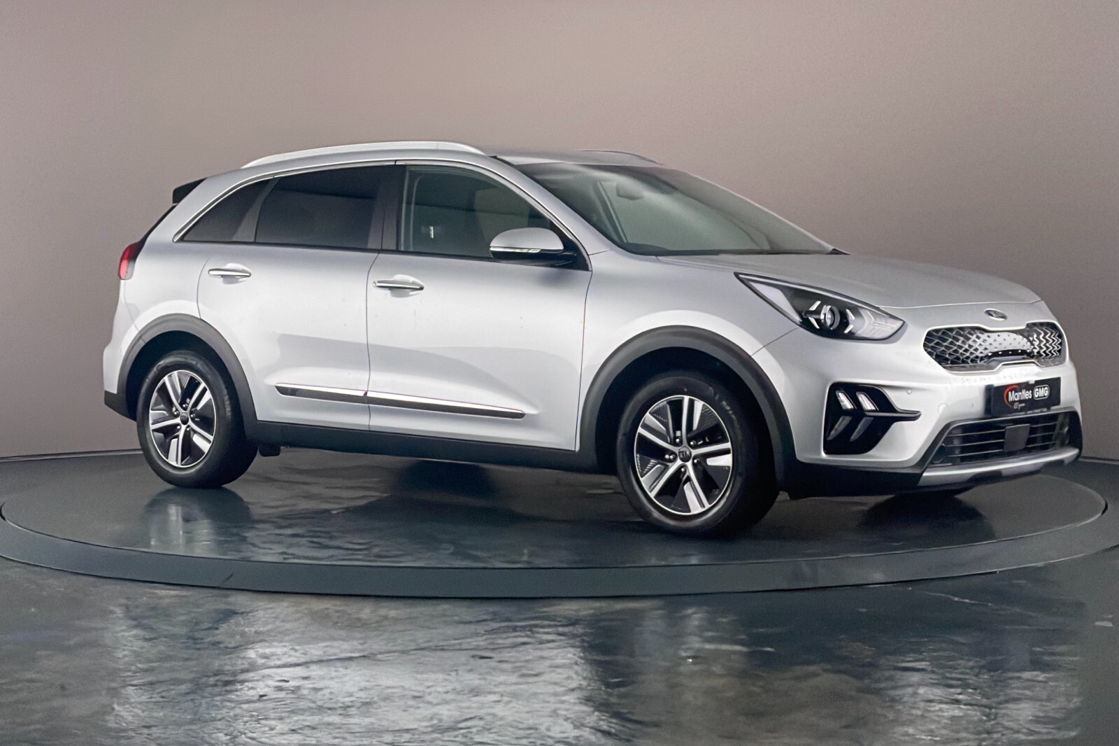 Main listing image - Kia Niro