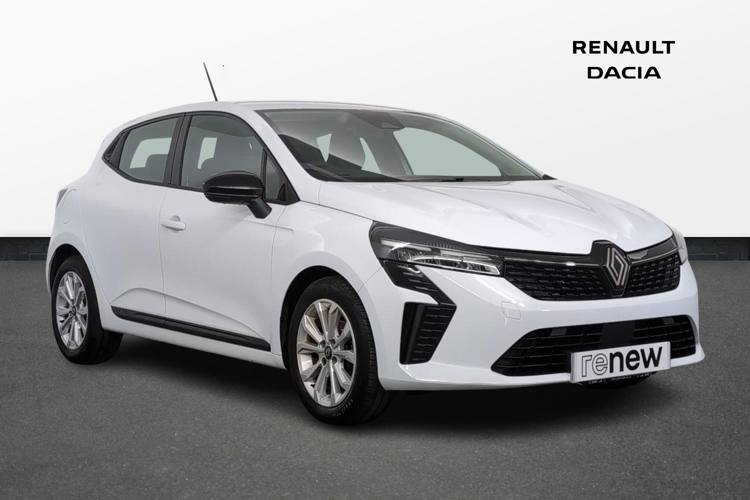 Main listing image - Renault Clio