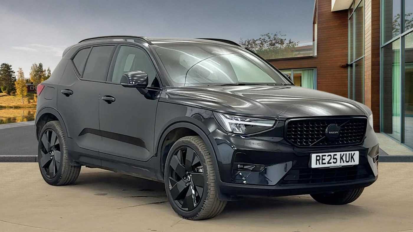 Main listing image - Volvo XC40
