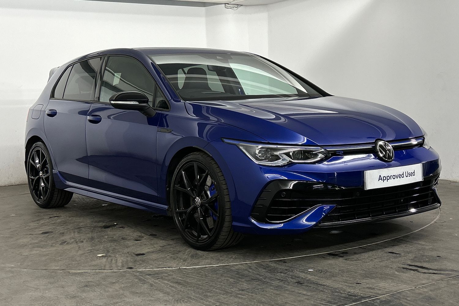 Main listing image - Volkswagen Golf R