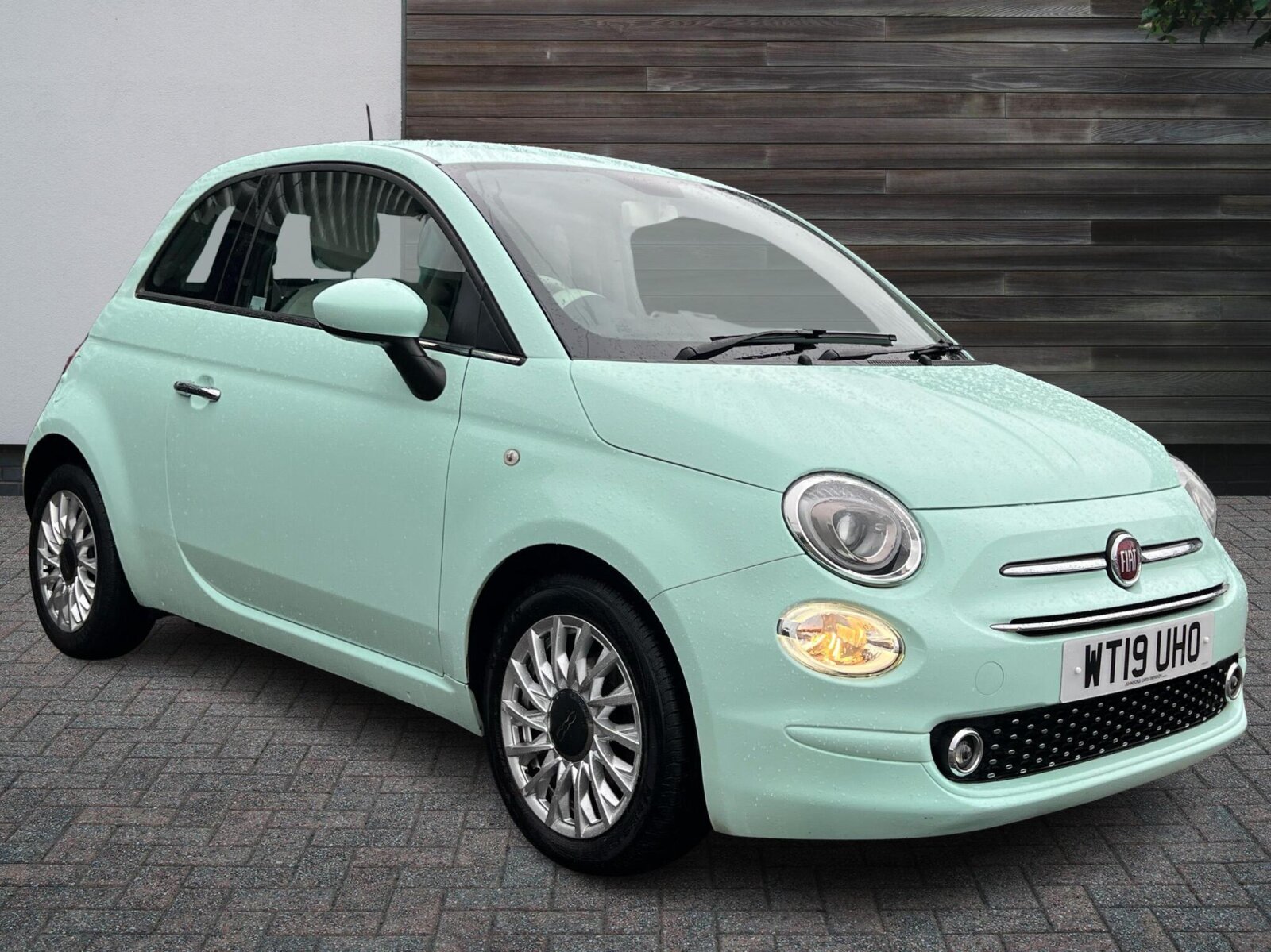 Main listing image - Fiat 500