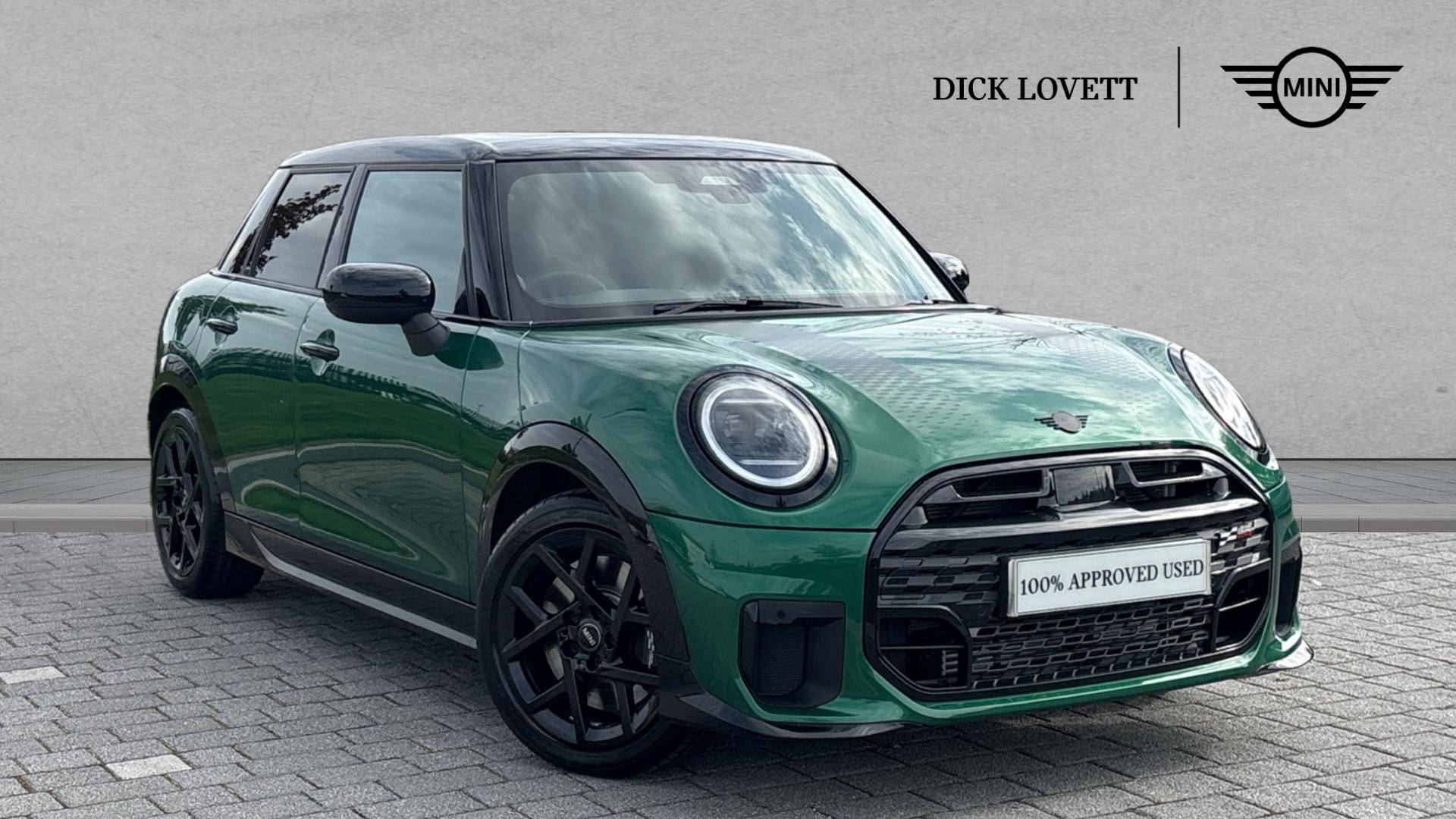 Main listing image - MINI Hatchback 5dr