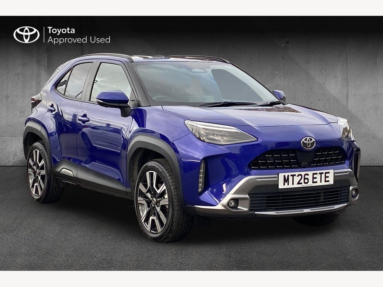 Main listing image - Toyota Yaris Cross