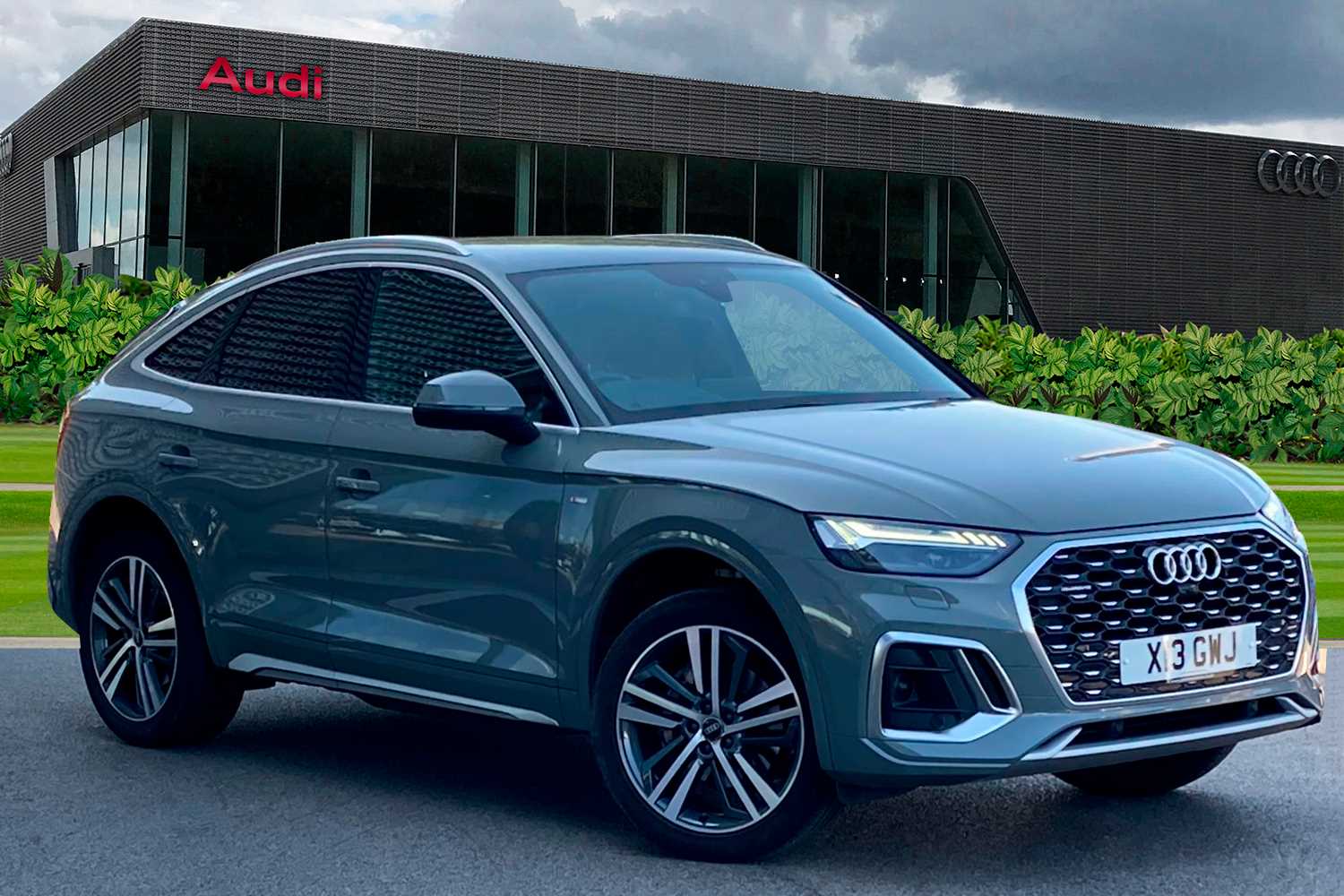 Main listing image - Audi Q5 Sportback