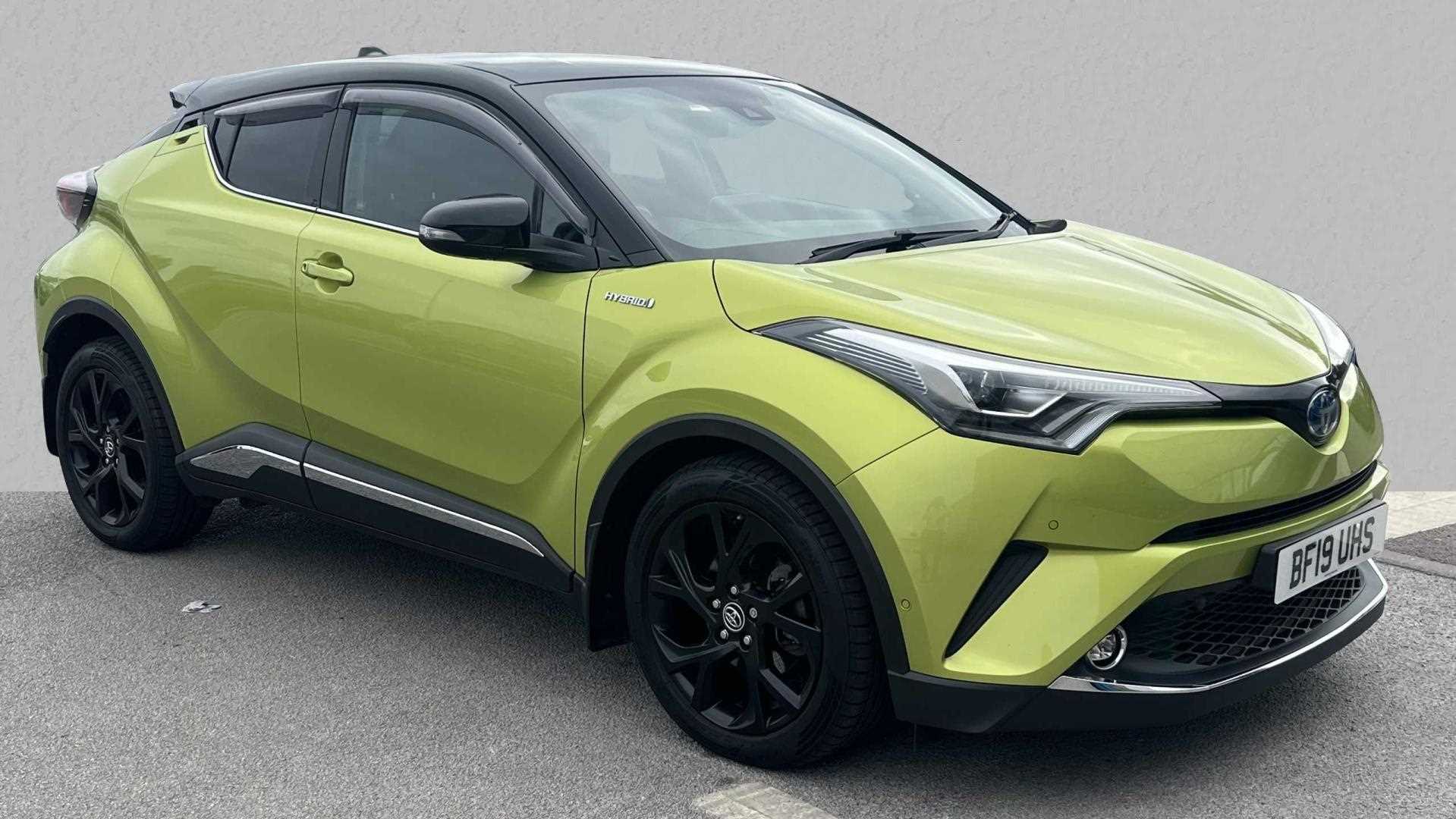 Main listing image - Toyota C-HR