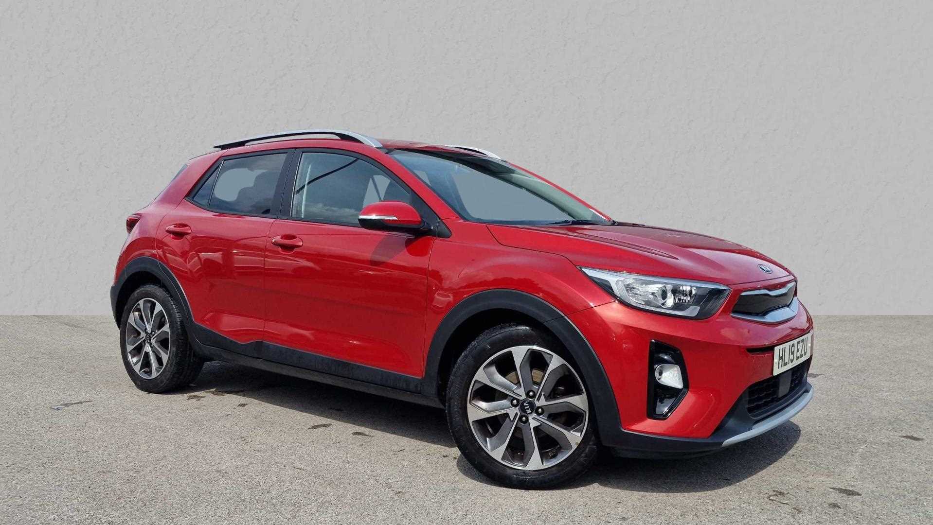Main listing image - Kia Stonic