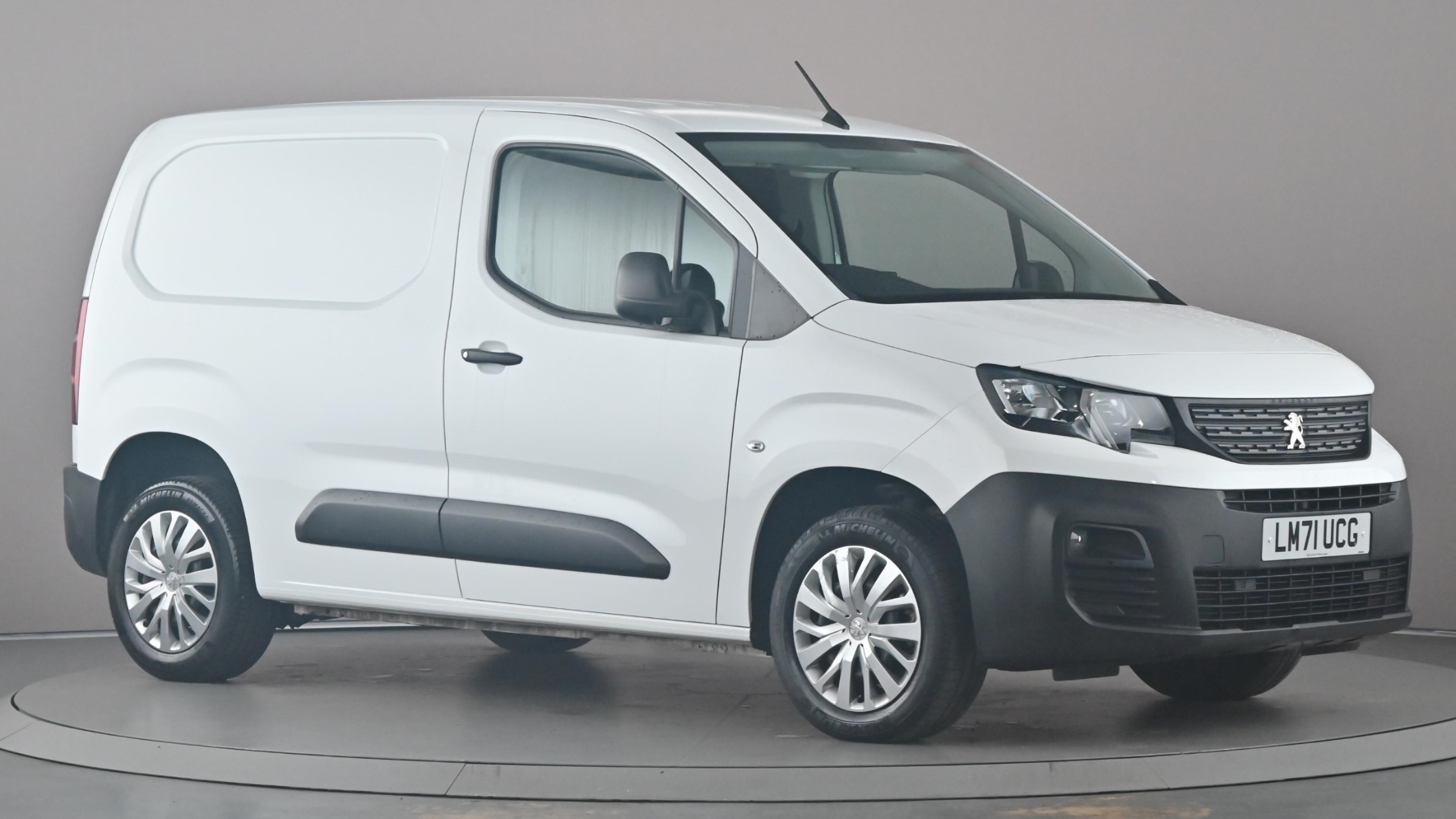 Main listing image - Peugeot Partner