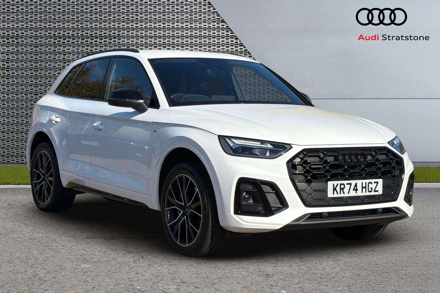 Main listing image - Audi Q5