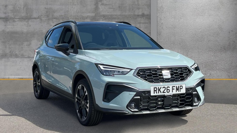 Main listing image - SEAT Arona