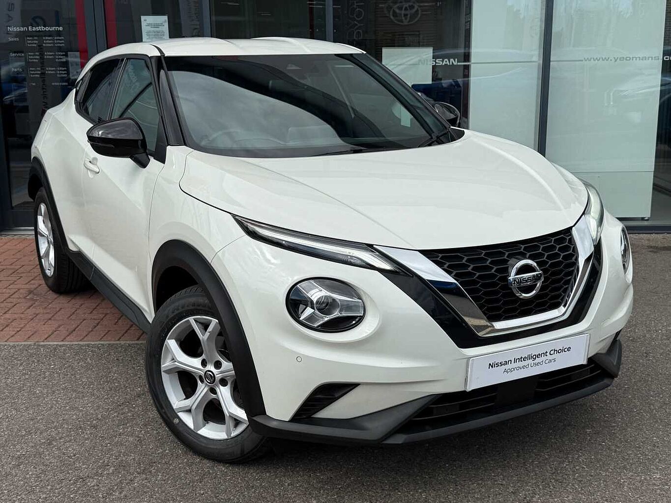 Main listing image - Nissan Juke