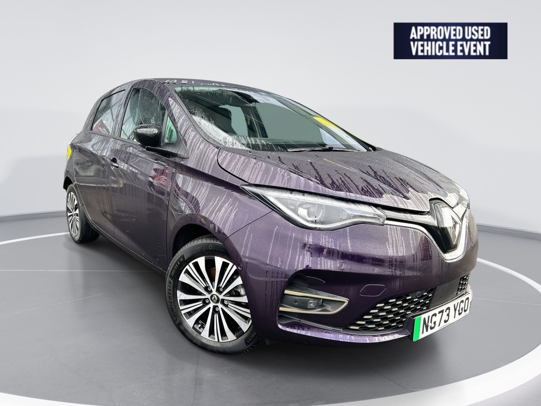 Main listing image - Renault Zoe