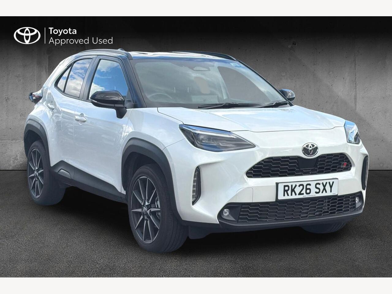 Main listing image - Toyota Yaris Cross