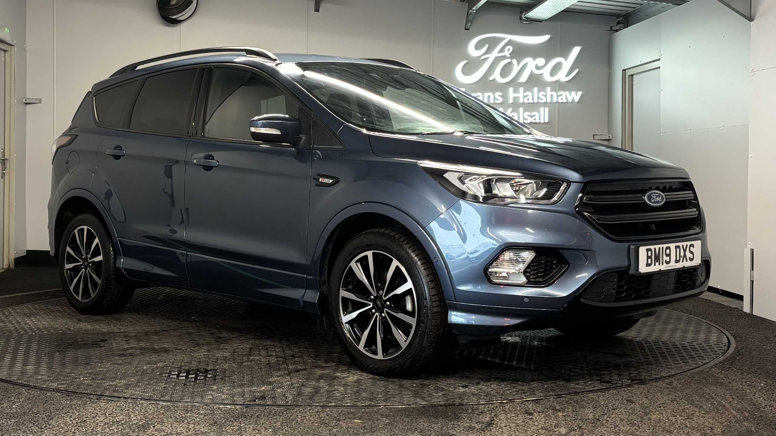 Main listing image - Ford Kuga