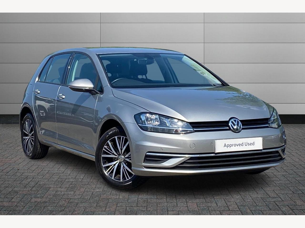 Main listing image - Volkswagen Golf