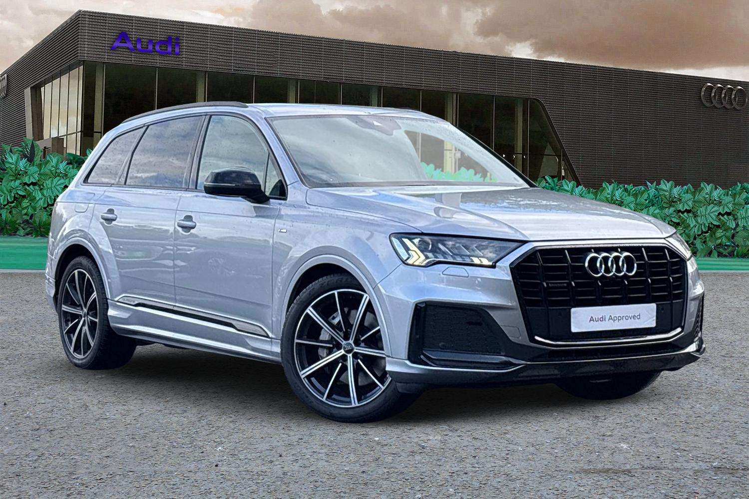 Main listing image - Audi Q7