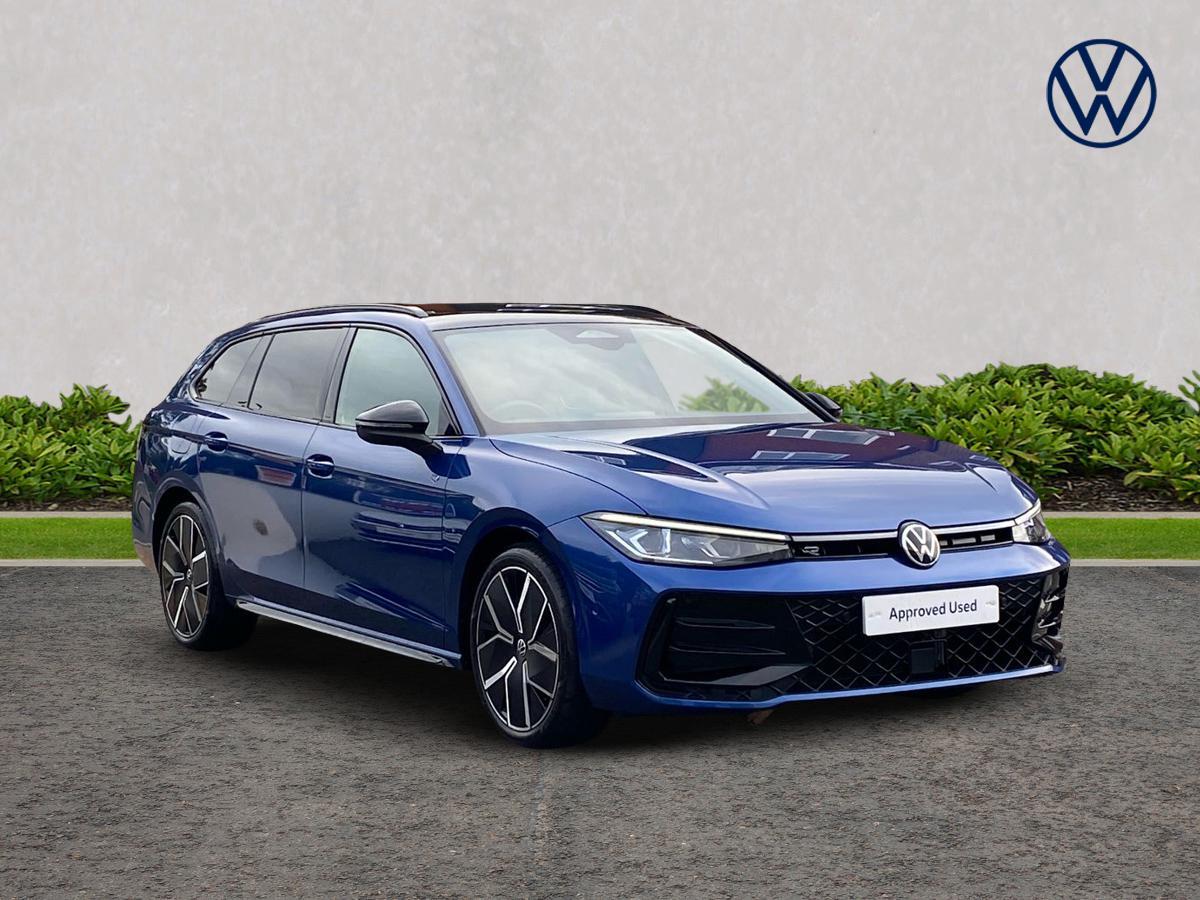 Main listing image - Volkswagen Passat Estate