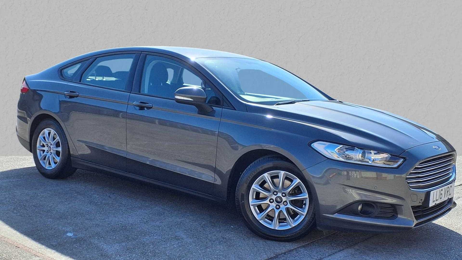 Main listing image - Ford Mondeo