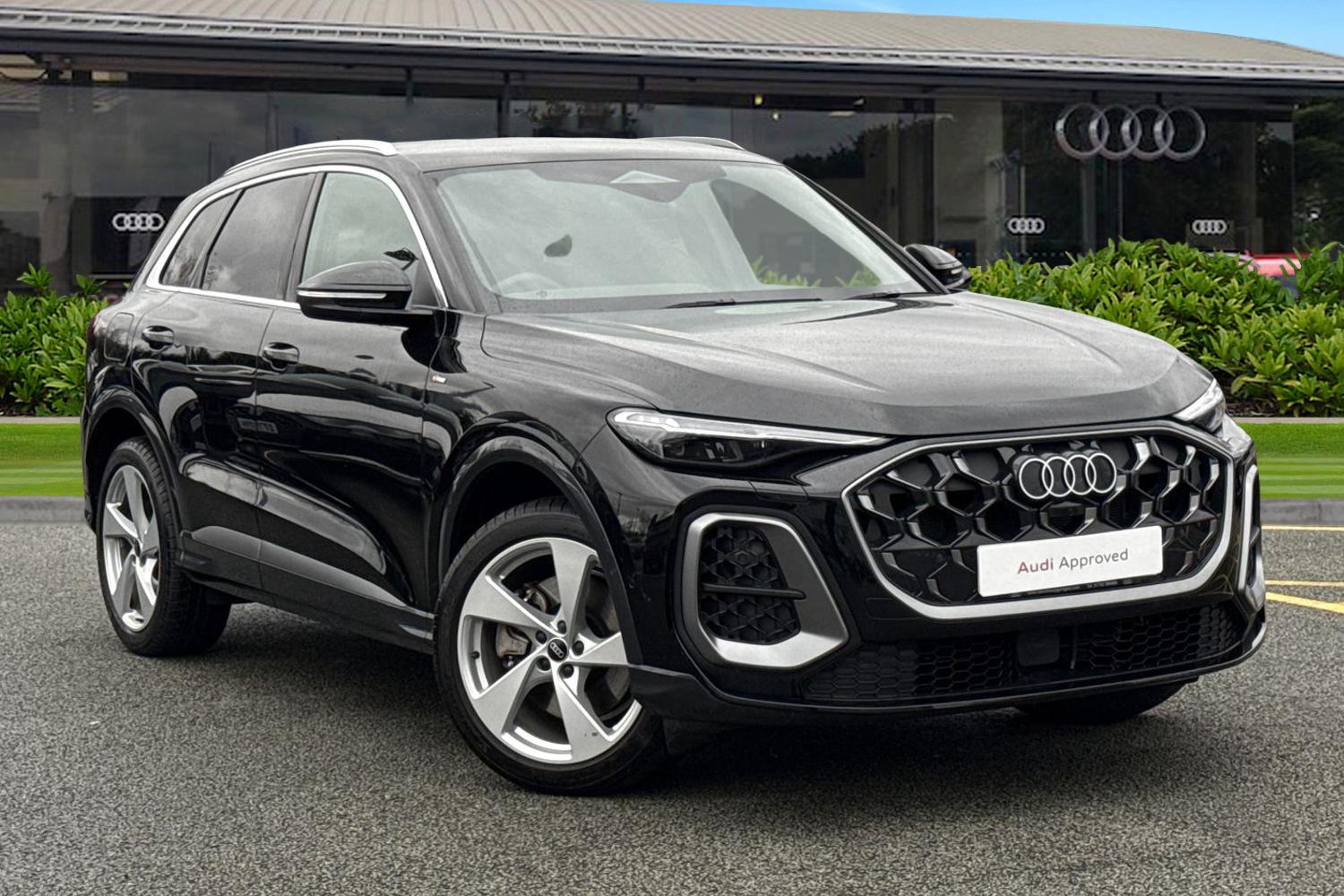 Main listing image - Audi Q5