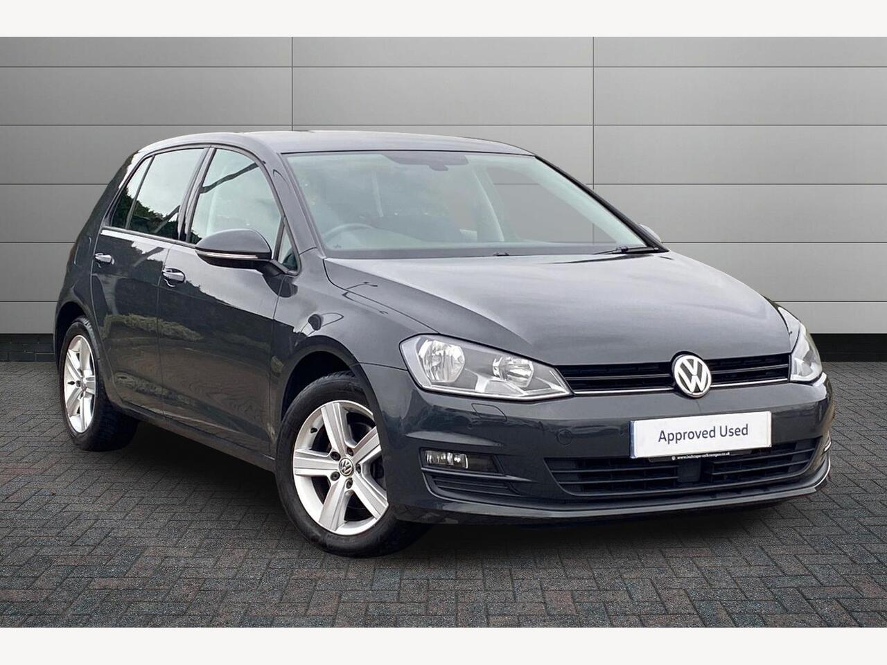 Main listing image - Volkswagen Golf
